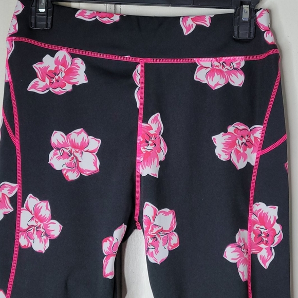 Active pants/leggings - Picture 3 of 5